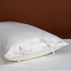 22 Momme Silk Pillowcase with Bow Ties - White