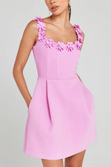 inostorâ„?Faux Pearl Flower Applique Square Neck Pocketed Mini Dress