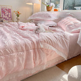 Korean Princess Style Summer Cool Quilt Comforter Soft Seersucker Lace Ruffles Summer Thin Quilt Blanket Machine Washable