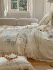 Blue Flowers Embroidery Princess 4Pcs Bedding Set 1000TC Egyptian Cotton Lace Edge Quilt Duvet Cover Set Bed Linen Pillow Shams