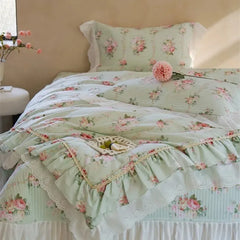 Elegant Vintage Floral Lovely White Lace and Ruffle Chic 100%Cotton Girls Duvet cover set Soft Quilted Bedspread 2Pillowcases