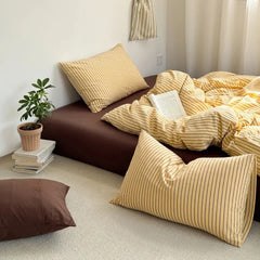 Vintage Striped Bedding Set