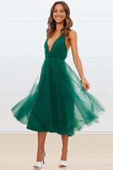 inostorâ„?Plunging Neck Backless Mesh Midi Dress