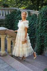 inostorâ„?Waist slimming midi dress with large skirt