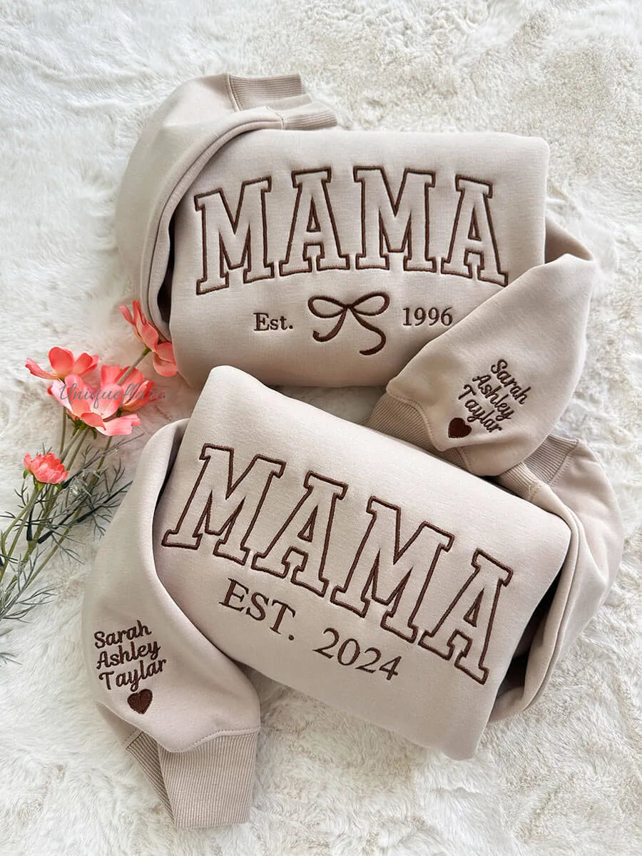 Personalized MAMA Embroidered Bow Sweatshirt with Names on Sleeve
