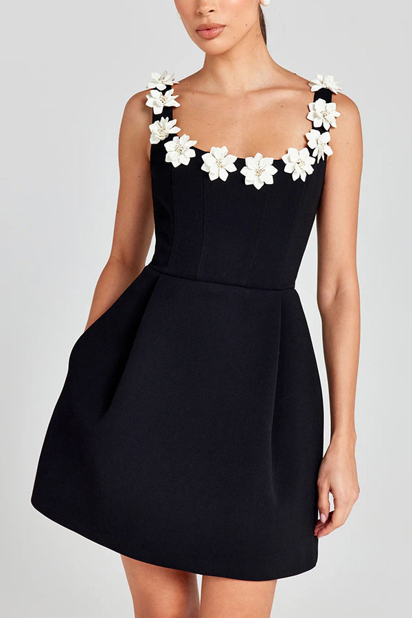 inostorâ„?Faux Pearl Flower Applique Square Neck Pocketed Mini Dress