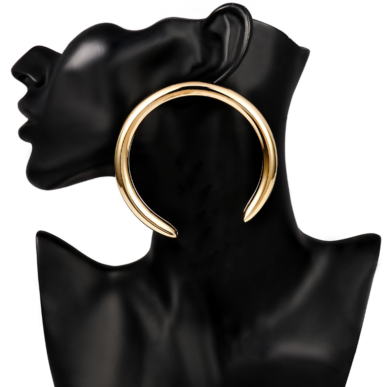 Extravagant Open Hoops Earrings