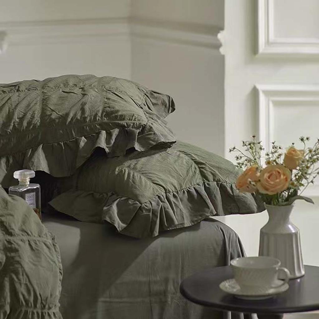 Dark Academia Royal Bedding Set - Tan