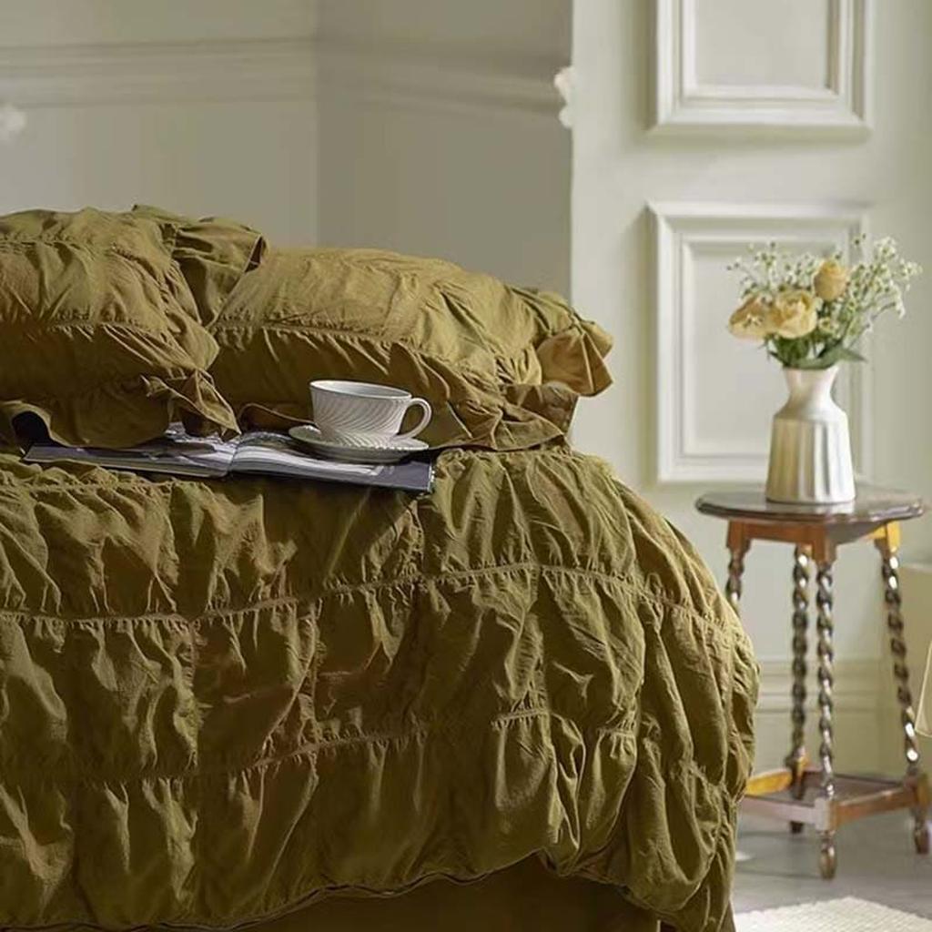 Dark Academia Royal Bedding Set - Tan