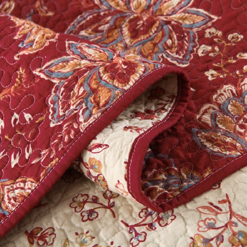 Cotton Quilt Set 3-Piece Bedspread on the Bed with Shams Red Printed Coverlet King Queen Size Summer Blanket for Bed