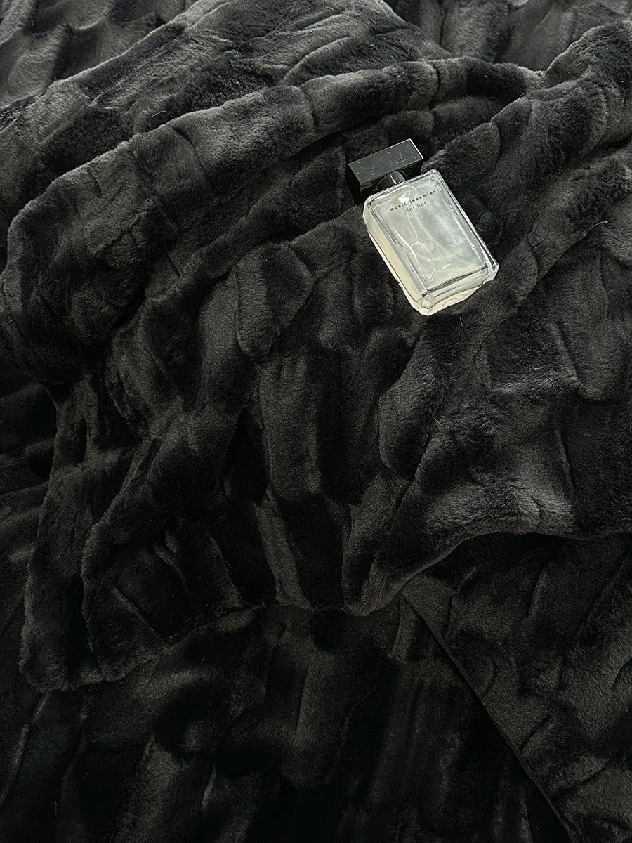 Luxury Brand New Black Plush Shaggy Duvet Cover Set Winter Warm Fur   Fluffy Velvet Noble Bedding Set Bed sheet  Soft Velvet 4pc