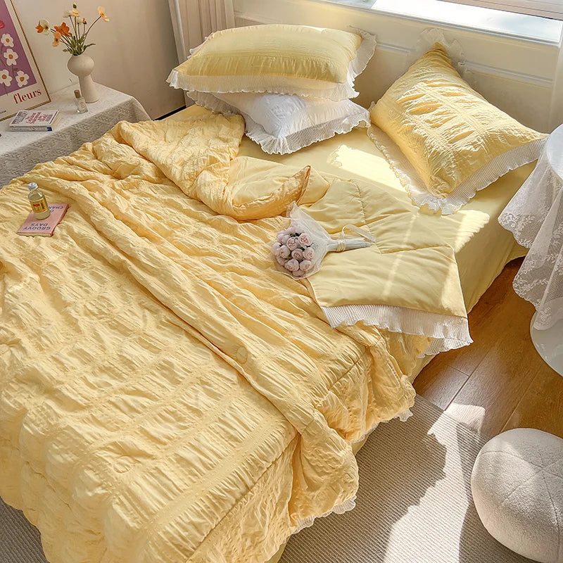 Korean Princess Style Summer Cool Quilt Comforter Soft Seersucker Lace Ruffles Summer Thin Quilt Blanket Machine Washable