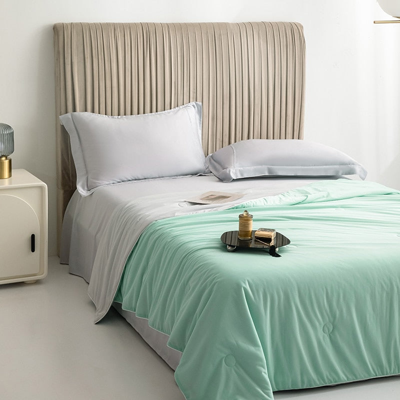 Cooling Blankets Smooth Air Condition Comforter Lightweight Summer Quilt with Double Side Cold & Cooling Fabric