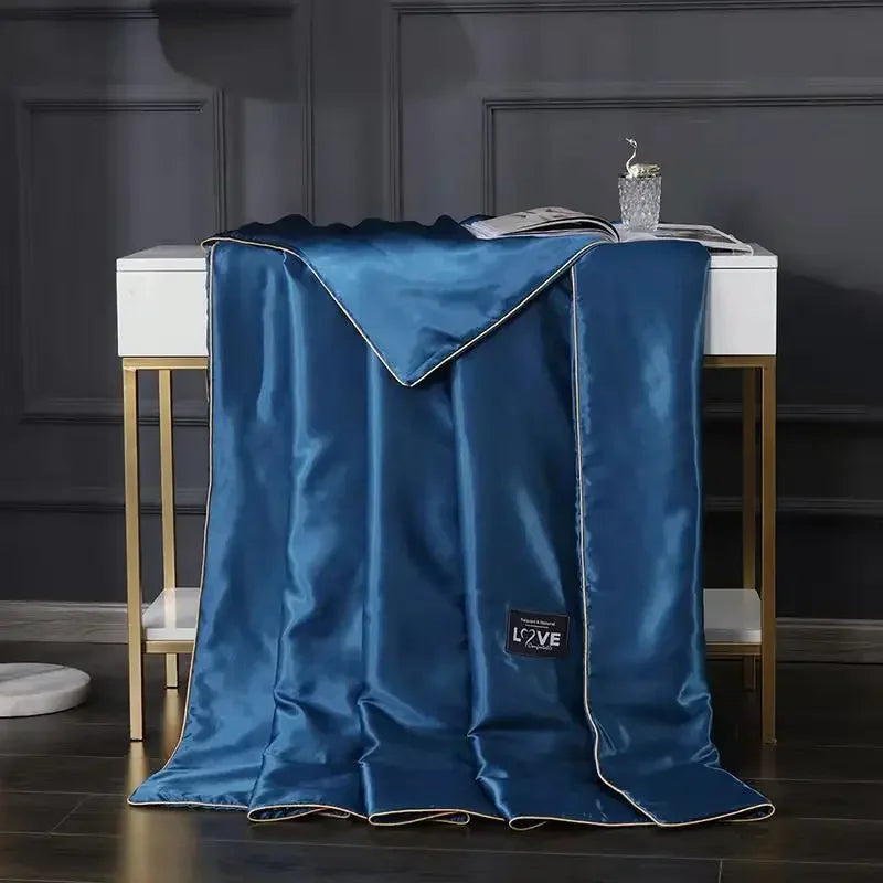 Luxury Emulation Silk Quilted Quilt Queen High End Spring Summer Satin Quilts Mechanical Wash Soft Comfortable Thin Comforter