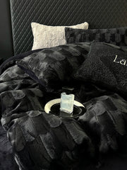 Luxury Brand New Black Plush Shaggy Duvet Cover Set Winter Warm Fur   Fluffy Velvet Noble Bedding Set Bed sheet  Soft Velvet 4pc