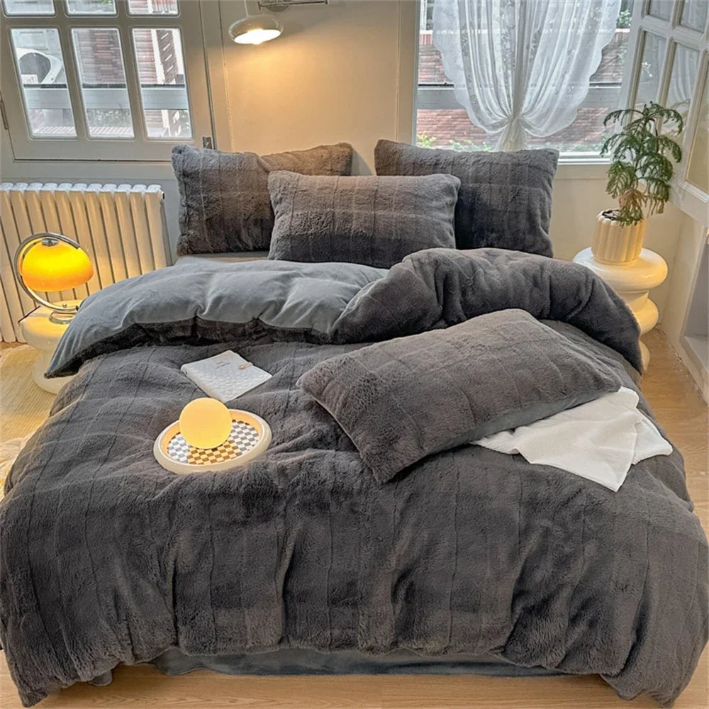 Rabbit Plush Bedding Sets Milk Velvet Warm Four Piece Set Thicken Quilt Cover Bed Linen Pillowcase King Bedroom Decor