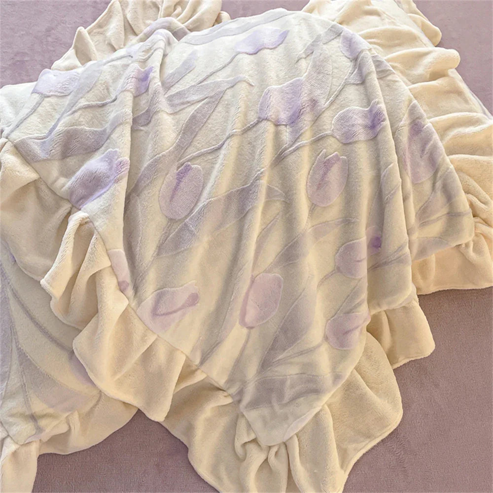 New Bedding Set High Weight Carved Milk Flour Set Girl Ruffle Bed Tulip Thicken Warm Quilt Cover Sheet Pillowcase Decor Bedroom