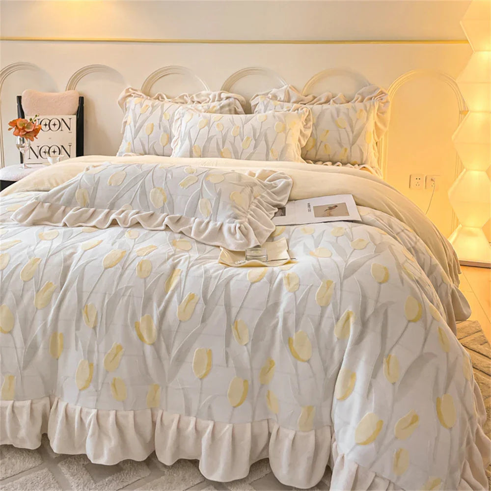 New Bedding Set High Weight Carved Milk Flour Set Girl Ruffle Bed Tulip Thicken Warm Quilt Cover Sheet Pillowcase Decor Bedroom