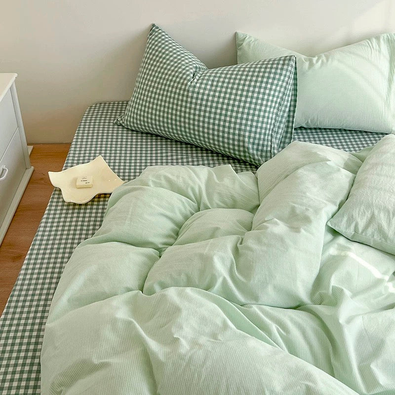 Cozy Pink Plaid Bedding Set