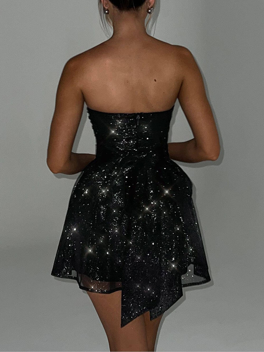 inostorâ„?Sequin Bow Strapless Mini Dress