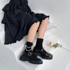 Elegant Faux Pearl Décor Socks