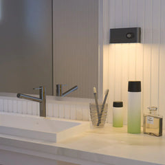 Maglite Miniâ„?- Motion Sensing