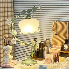Pastoral Rose Table Lamp (2 colors)