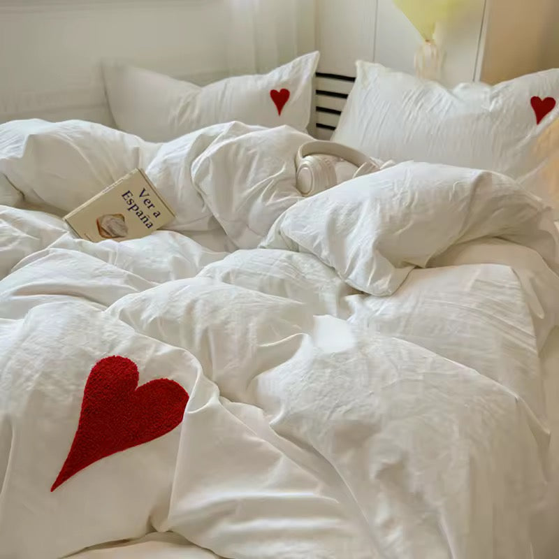 White Heart Coquette Bedding Set