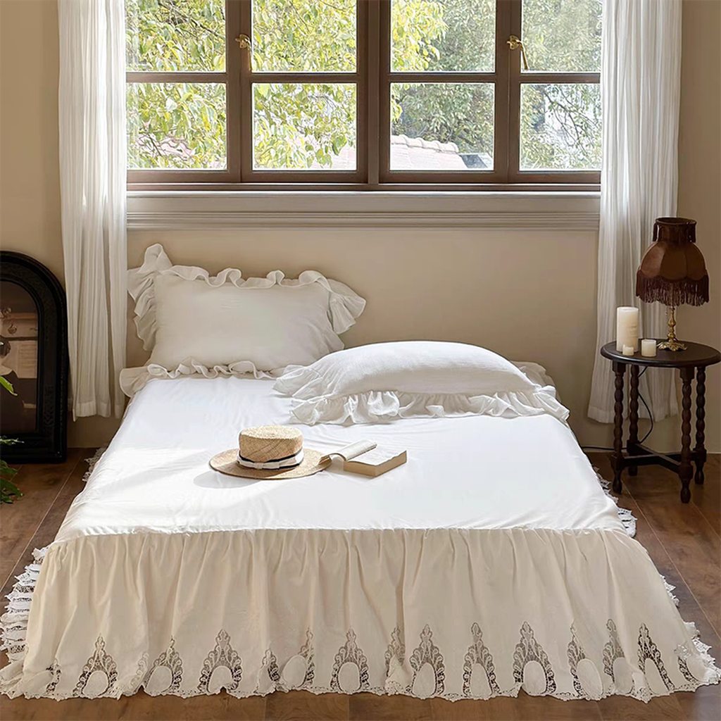 White French Lace Ruffle Bedding Set